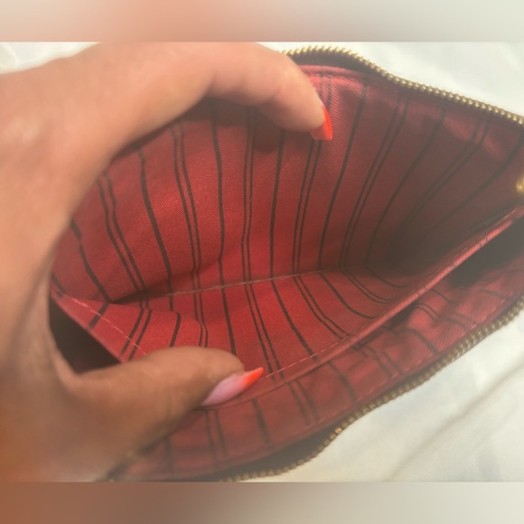 Louis Vuitton Damier Ebene Neverfull Pochette - Picture 5 of 6